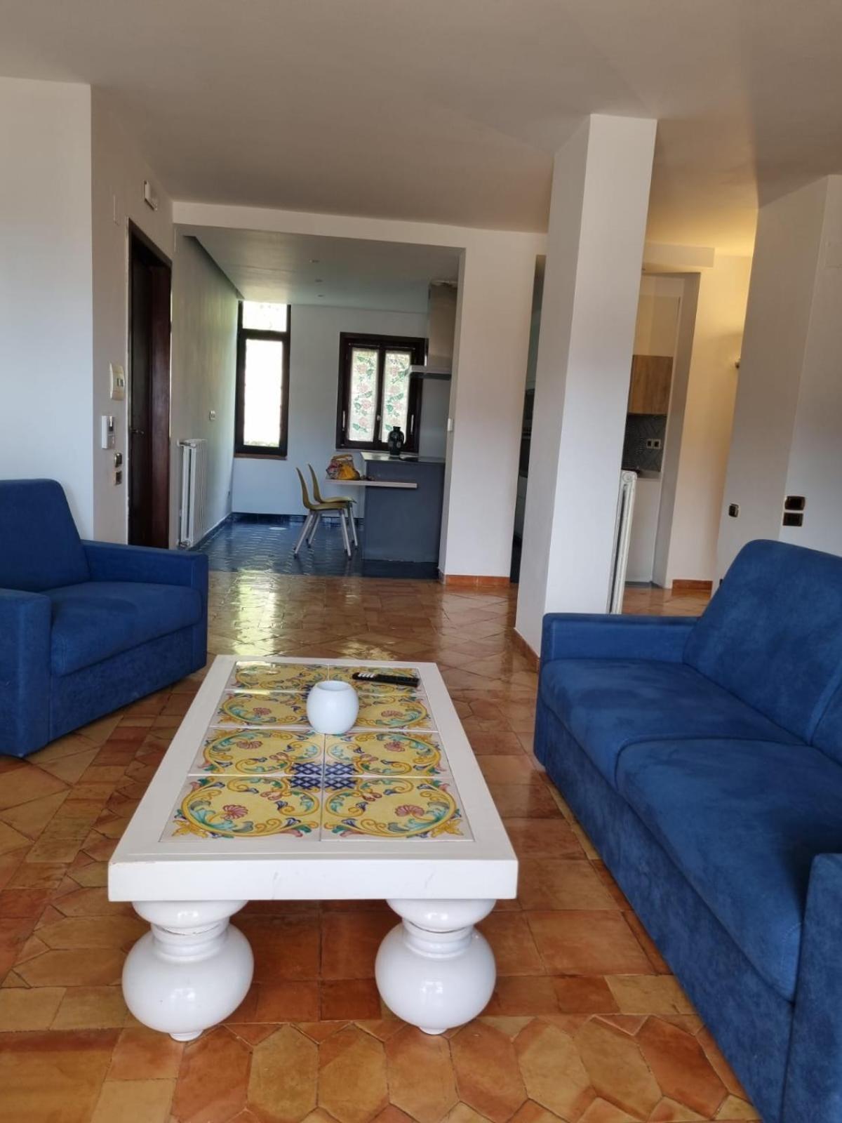 Donna Filomena Casa Vacanza Park Bougainville Salerno Luaran gambar