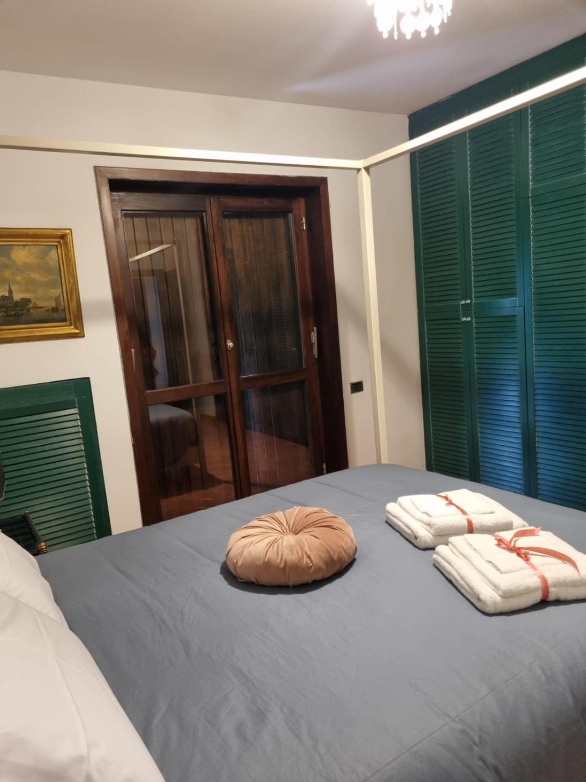 Donna Filomena Casa Vacanza Park Bougainville Salerno Luaran gambar