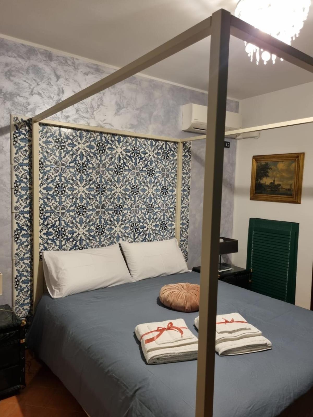 Donna Filomena Casa Vacanza Park Bougainville Salerno Luaran gambar